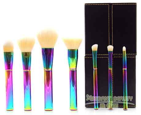 化妝刷工具的蜜粉刷清洗怎么清洗？