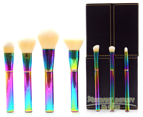 為什么專業化妝刷價格比普通化妝刷貴呢？